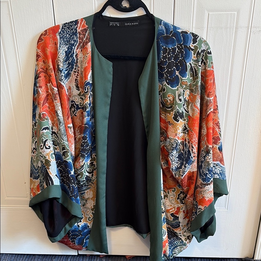 Zara Women’s Multicolor Kimono Sweater
